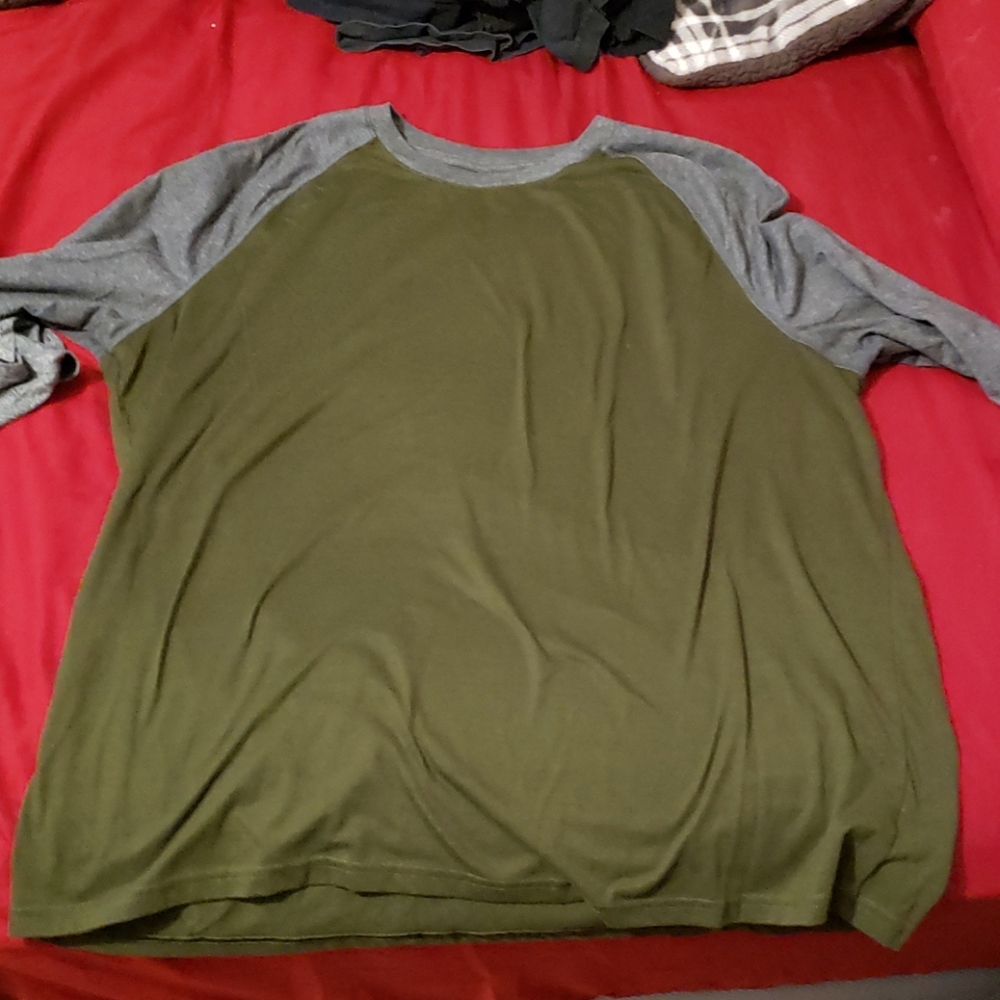 Mens long sleeve t
